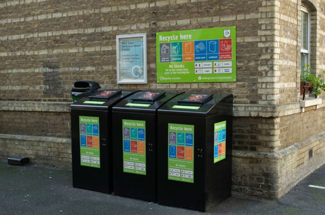 Flats recycling image - smaller bins